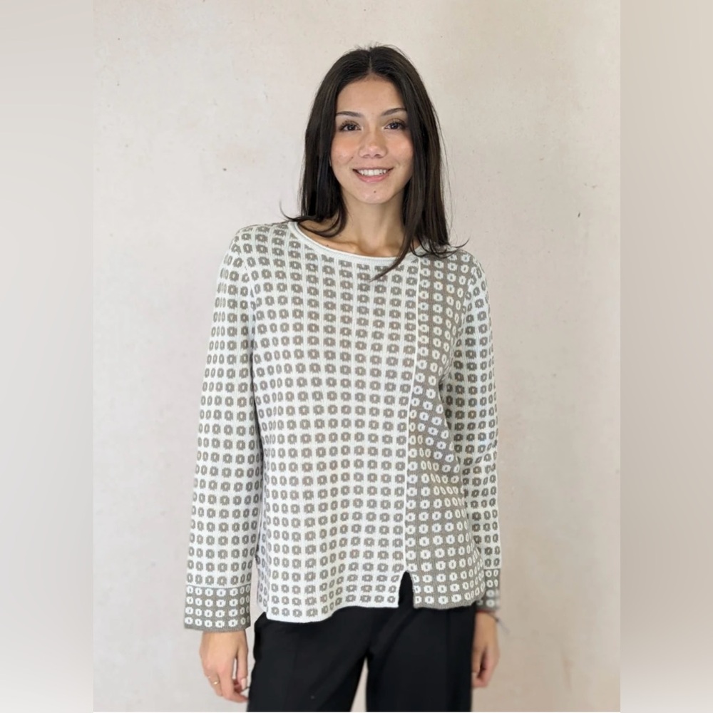 Habitat White and Gray Patterned Sweater
